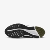 Nike Quest 5 чоловічі Road Running Кросівки колір зелений
