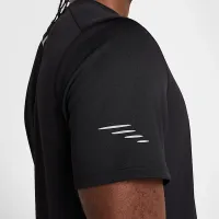 Nike Miler Flash мужские Dri-FIT UV Short-Sleeve Running Top цвет черный