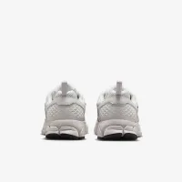 Nike Vomero 5 Big дитячі Кросівки with Reflective Accents колір білий