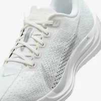 Nike Pegasus Plus жіноча Road Running Кросівки колір білий
