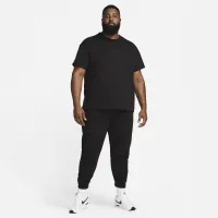 Nike Sportswear Premium Essentials чоловічі футболка колір чорний