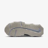 Nike Aura Edge жіноча Кросівки колір білий