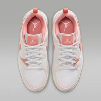 Nike Jordan CMFT Era женская Кроссовки цвет белый