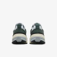 Nike V2K Run чоловічі Кросівки колір зелений