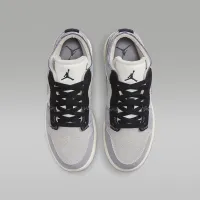 Nike Air Jordan 1 Low SE Big Kids' взуття Grey