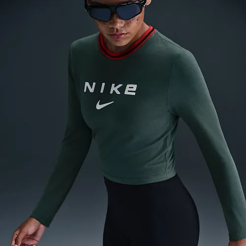 Nike Sportswear Chill Knit жіноча Slim Long-Sleeve Cropped Graphic Tee колір зелений