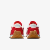 Nike Pacific женская Кроссовки цвет красный