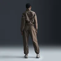 Nike Sportswear Essential жіноча Mid-Rise оверсайз Woven Joggers колір коричневий