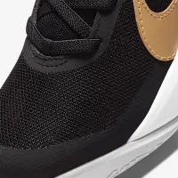 Кроссовки Nike Team Hustle D 10                