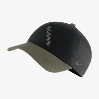 UConn Heritage86 Nike College Hat колір чорний