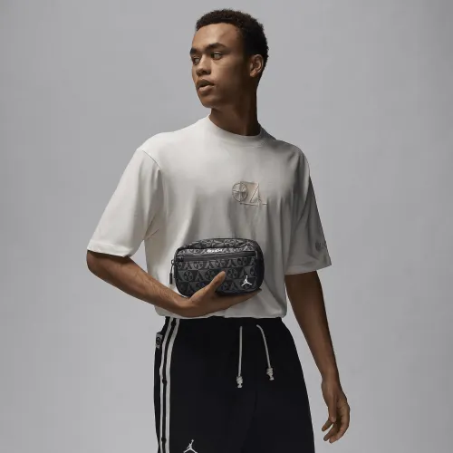 Nike Jordan Quai 54 Camera сумка (1.6L) колір чорний