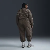 Nike Windrunner женская Loose UV Woven Full-Zip Куртка (большие размеры) цвет коричневый