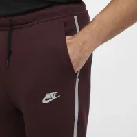 Nike Tech чоловічі Fleece Joggers колір червоний