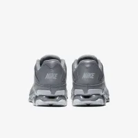 Nike Reax 8 TR чоловічі для тренування Кросівки колір сірий