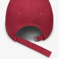 Nike Club Unstructuколір червоний Swoosh Cap колір червоний