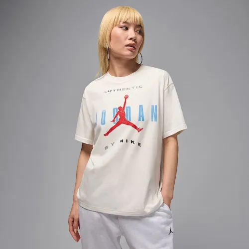 Nike Jordan Flight жіноча Graphic футболка колір білий