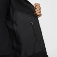 Nike Every Stitch Consideцвет красный Computational Track Куртка цвет черный