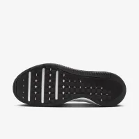 Nike MC Trainer 3 чоловічі для тренування Кросівки колір сірий