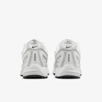 Nike Air Pegasus 2005 женская Кроссовки цвет белый
