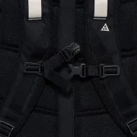 Nike ACG 