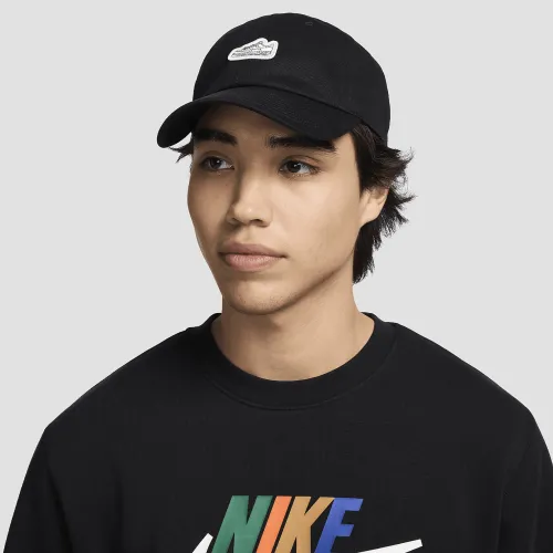 Nike Club Unstructuцвет красный Cap цвет черный