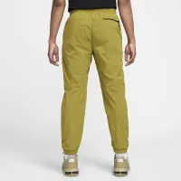 Nike Tech чоловічі Woven Taper Leg Pants колір зелений