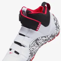 Nike Zoom LeBron 4 чоловічі Кросівки колір білий