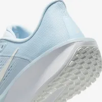 Nike Quest 6 жіноча Road Running Кросівки блакитний