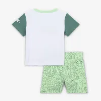 Nike Sportswear Create Your Own Adventure Baby (12-24M) футболка and шорти комплект колір зелений