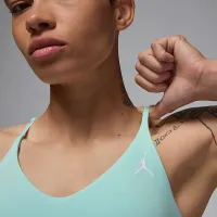 Nike Jordan Sport Indy женская Light Support Sports Bra цвет зеленый