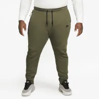 Nike Sportswear Tech Fleece чоловічі Joggers колір зелений