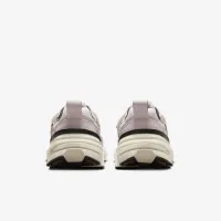 Nike V2K Run жіноча Кросівки колір фіолетовий