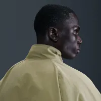 NikeCourt Heritage мужские Tennis Куртка цвет коричневый