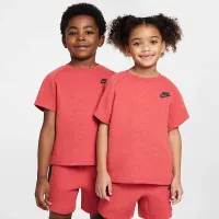 Nike Tech Fleece Little дитячі Tee and шорти комплект колір червоний
