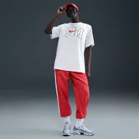 Nike Sportswear женская футболка цвет коричневый