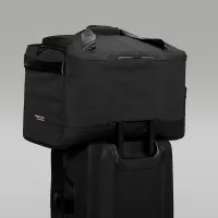 Nike Jordan Collectors Duffle (44L) колір чорний