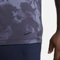 Nike Dri-FIT чоловічі Allover Print Short-Sleeve Yoga Top колір сірий