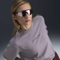 Nike ACG женская Dri-FIT Loose Short-Sleeve футболка цвет серый