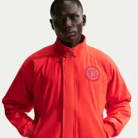 NikeCourt Heritage чоловічі Tennis Куртка колір червоний