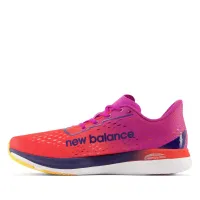 Кроссовки New Balance FuelCell SuperComp Pacer WFCRRCE - разноцветная