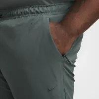 Nike Unlimited мужские Dri-FIT Zippeцвет красный Cuff Versatile Pants цвет зеленый