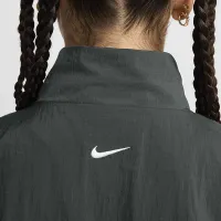 Nike Sportswear Breaking Windrunner женская Куртка цвет черный