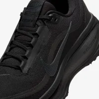 Nike Vomero 18 GORE-TEX женская Waterproof Road Running Кроссовки with Reflective Accents цвет черный