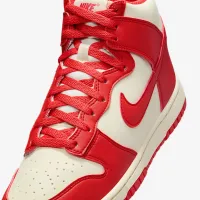 Nike Dunk High Next Nature жіноча Кросівки колір білий