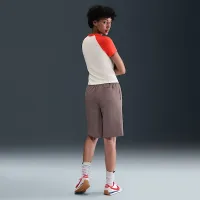 Nike Sportswear Chill Knit жіноча Slim Graphic футболка колір білий