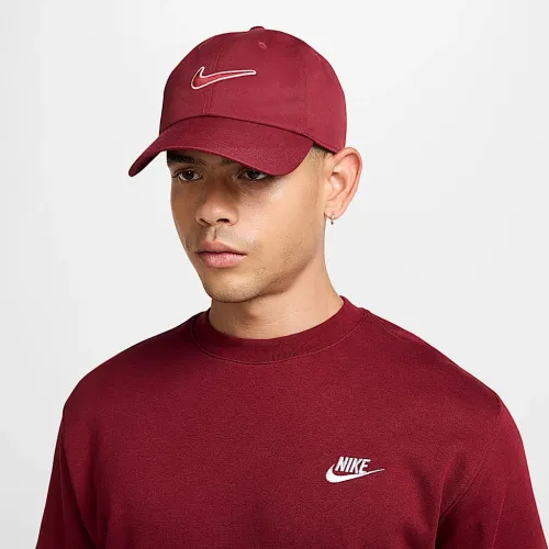 Nike Club Unstructuколір червоний Swoosh Cap колір червоний