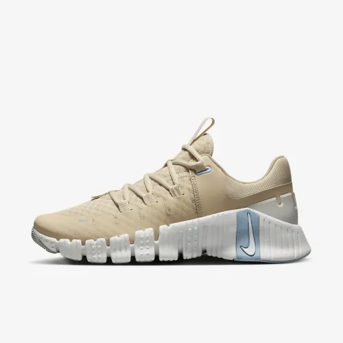 Nike Free Metcon 5 жіноча для тренування Кросівки колір коричневий
