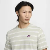 Nike Sportswear чоловічі Striped футболка колір зелений