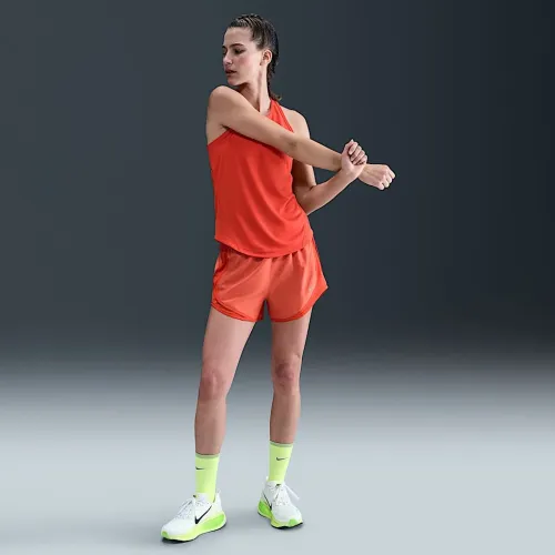 Nike Tempo женская Dri-FIT Mid-Rise Brief-Lined Running шорты цвет красный