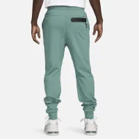 Nike Sportswear Tech мужские Knit Lightweight Joggers цвет зеленый